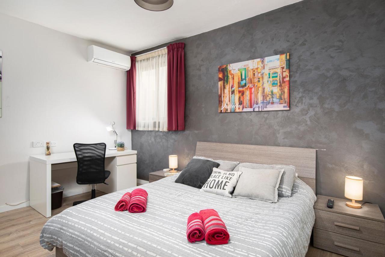 Luxury Msida Circle Suites ภายนอก รูปภาพ