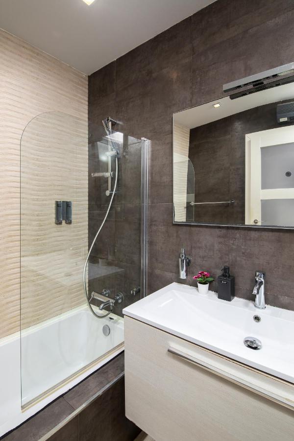 Luxury Msida Circle Suites ภายนอก รูปภาพ